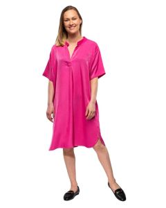 Mekko pystykauluksella pinkki
